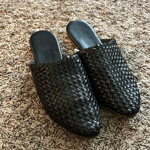 Black Flats